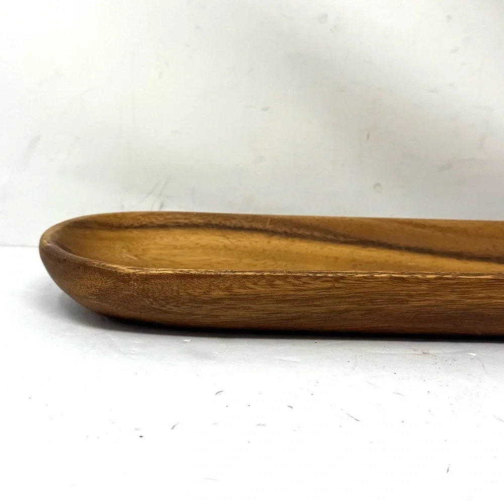 Crate & Barrel Tondo Oval Acacia Wood Serving Platter Trough 16.5